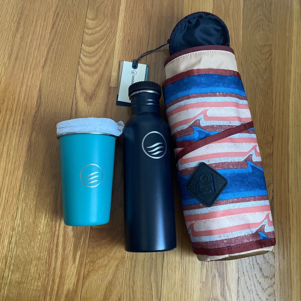 United by Blue Drink Kit Camping Outdoors Gorpcore NWT Sustainable Cups Straws